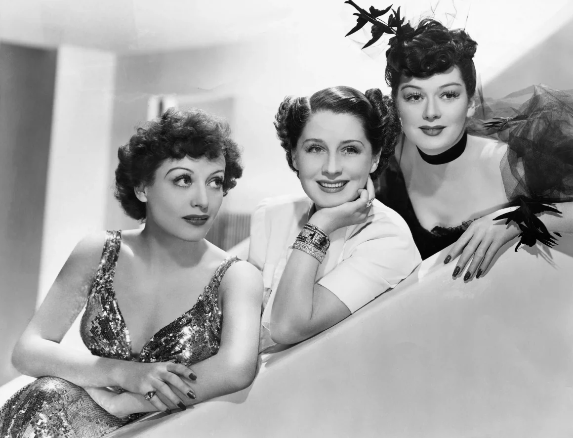 This Joan Crawford Classic Still Has Something to Teach Us About Women—and the Clothes They Wear